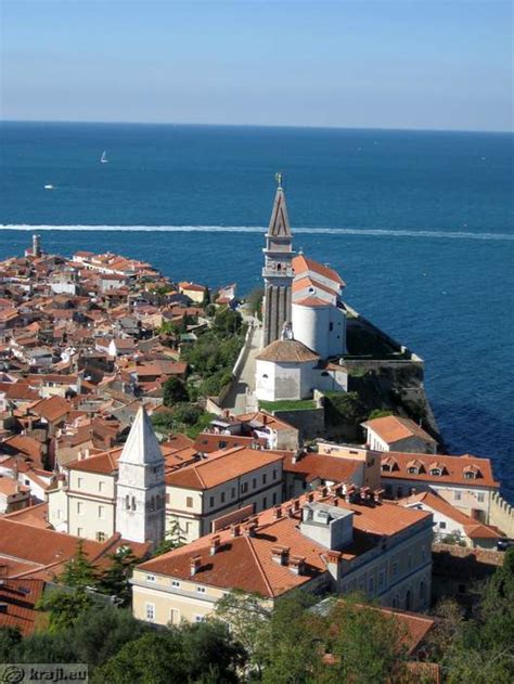 Pogled z Obzidja Pirana