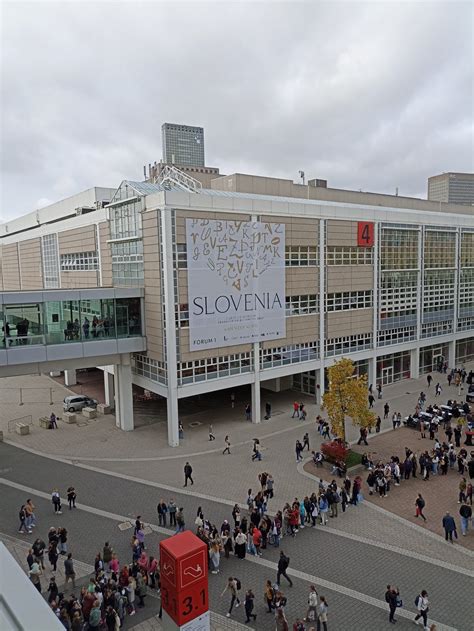 Slovenska nacionalna stojnica na knjižnem sejmu v Frankfurtu