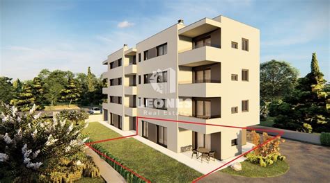 Apartma v mestu z ločenim vhodom