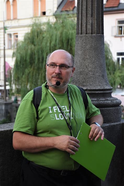 Slovenski turistični vodnik