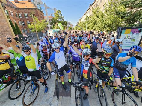 Udeleženci kolesarskega maratona Okoli Pohorja