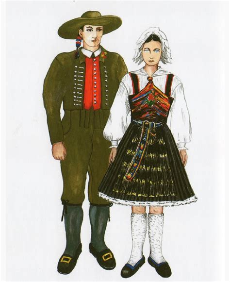 Tradicijska slovenska noša z etnološkimi detajli