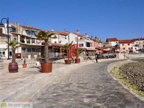 Umag, Hrvaška obala