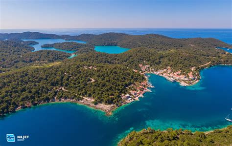 Zračni posnetek zaliva Pomena na otoku Mljet