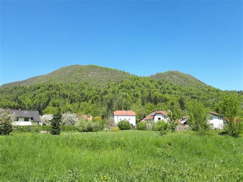 Pogled na Šmarno goro z vrha