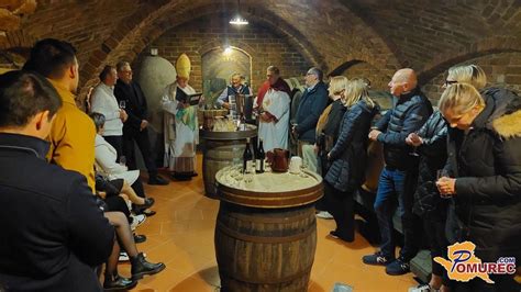 Sodov s portovcem v vinski kleti v Vila Nova de Gaia