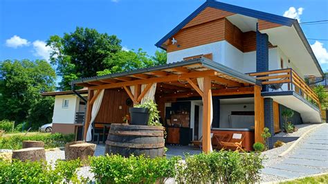 Gostilna s pogledom na vinograde