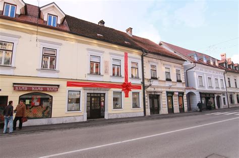 Lectarjeva hiša - svečarna Stele v Kamniku