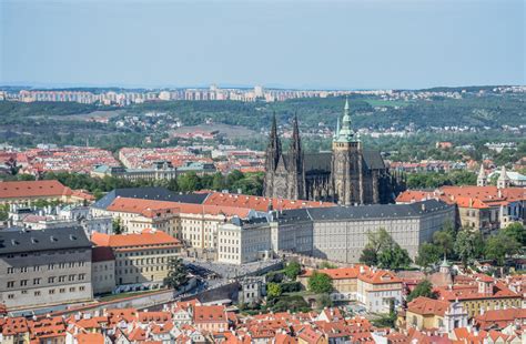 Praški grad, prenovljen po Plečnikovih načrtih