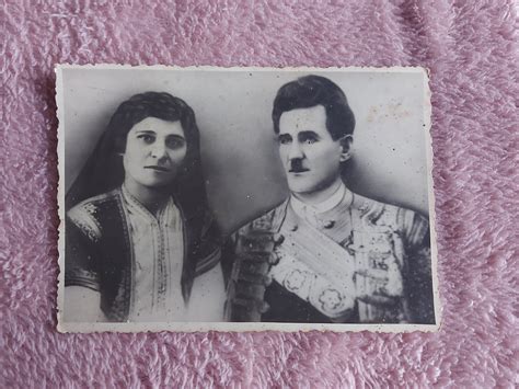 Stara fotografija vlaka Parenzana na kamnitem viaduktu