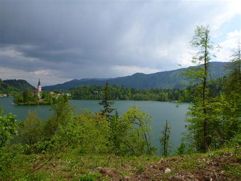 Blejski grad s pogledom na jezero in otok