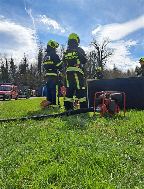 Portret misijonarja, ki pomaga lokalni skupnosti
