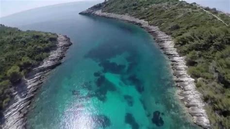 Panoramski pogled na obalo iz Dubrave