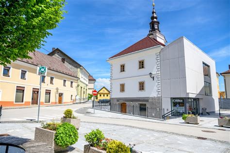 Muzejska hiša Semič z okolico