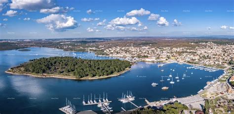 Pogled na Fažano z morja