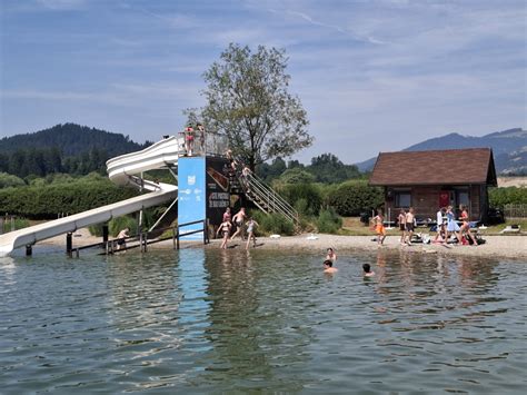 Ilustracija otroškega bazena v vodnem parku