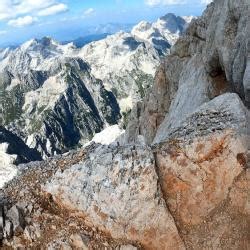 Tihotapska pot čez prelaze