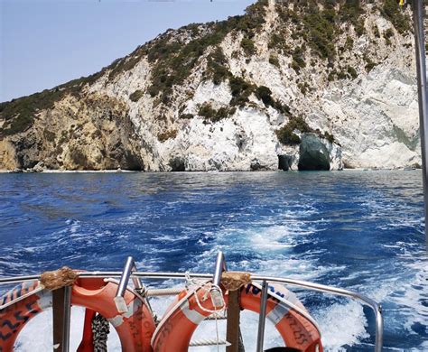 Navpični posnetek Modrih jam na Zakintosu