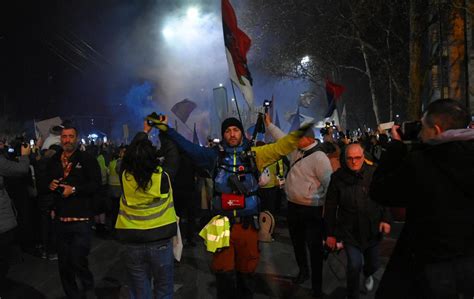 Simbolična fotografija političnih protestov
