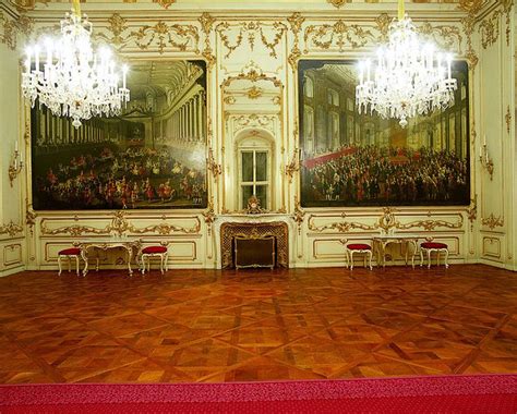 Notranjost cesarskih apartmajev v Hofburgu