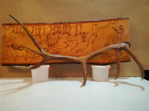 Raznolike pizze na leseni deski